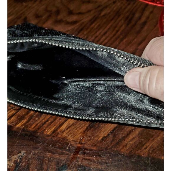 VICTORIA'S SECRET COSMETIC BAG - Picture 3 of 4